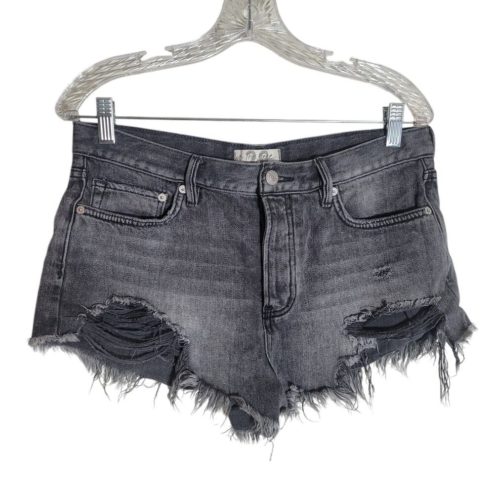 We The Free Distressed Denim Shorts Women's Size 29 Faded Black Button Fly Beach